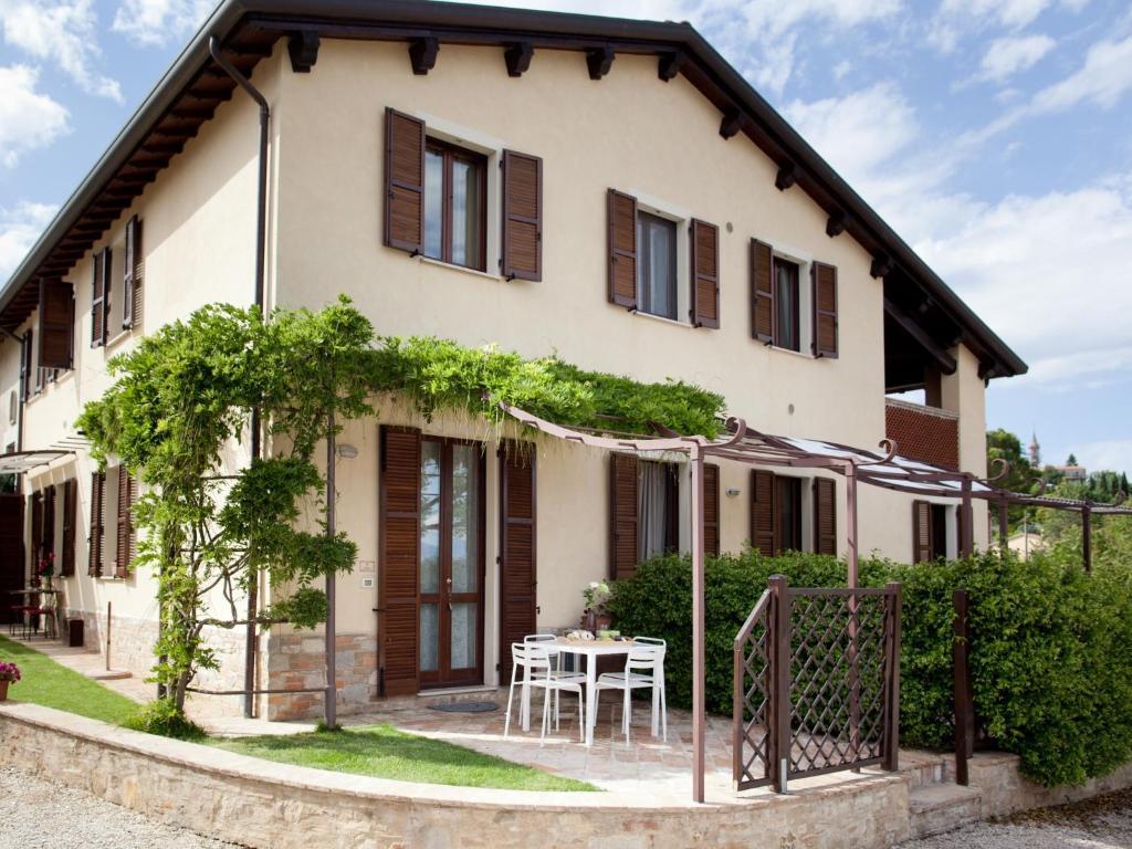 Villa Agriturismo Il Vecchio Mandorlo Perugia Zimmer foto