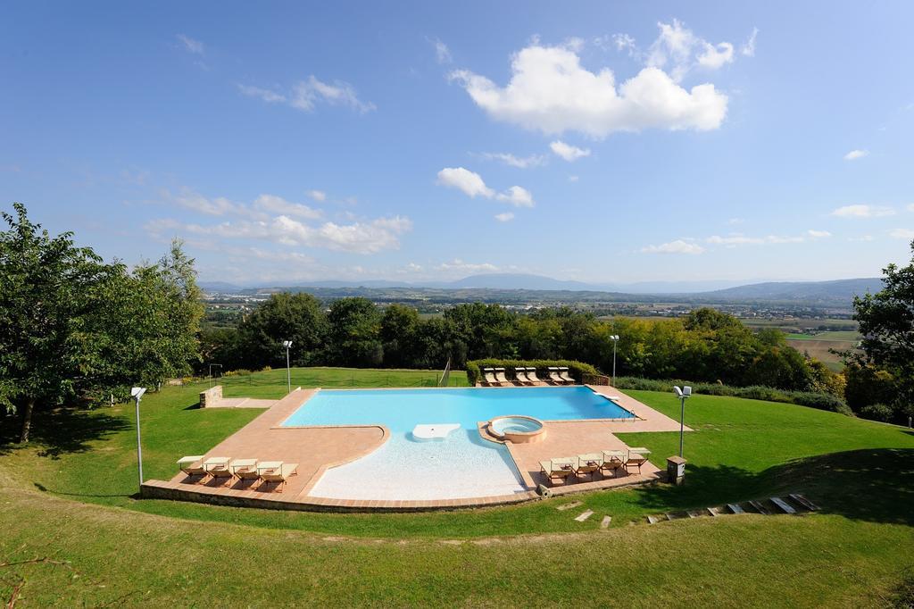 Villa Agriturismo Il Vecchio Mandorlo Perugia Exterior foto